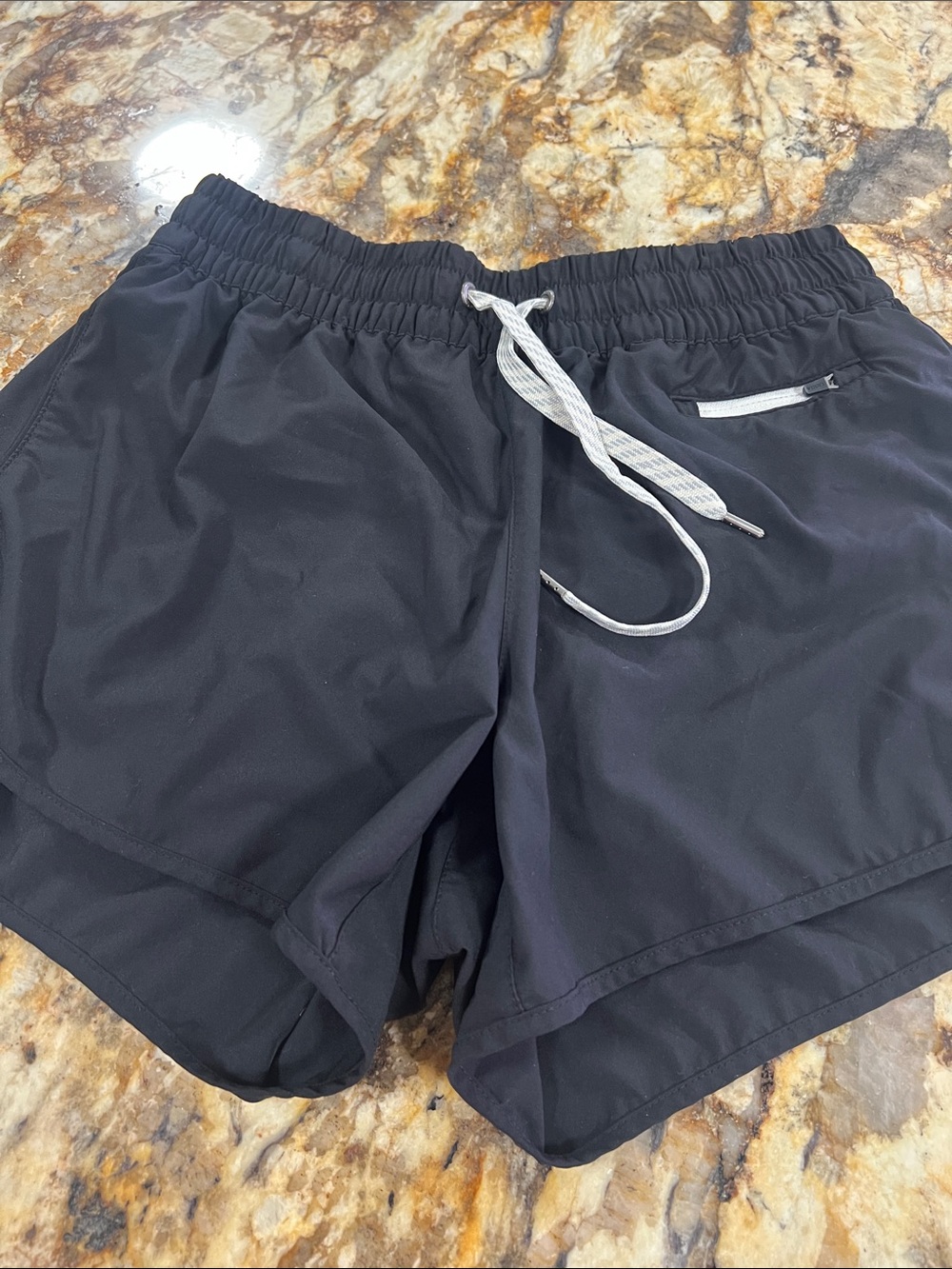 Clementine 2.0 Short 4"  size medium - Picture 2 of 8